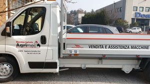 Scritte adesive furgone Appiano Gentile Como